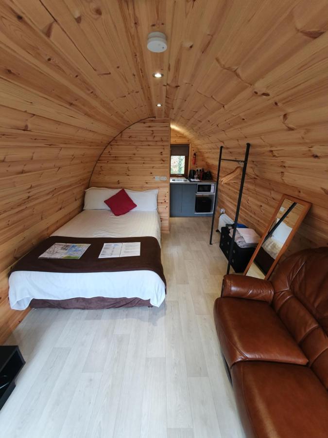 Priory Glamping Pods And Guest Accommodation Килларни Экстерьер фото