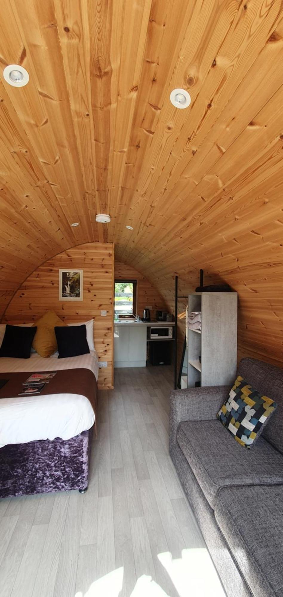 Priory Glamping Pods And Guest Accommodation Килларни Экстерьер фото