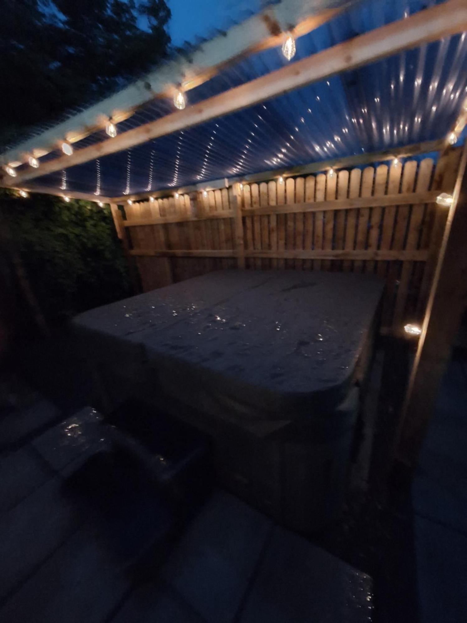 Priory Glamping Pods And Guest Accommodation Килларни Экстерьер фото